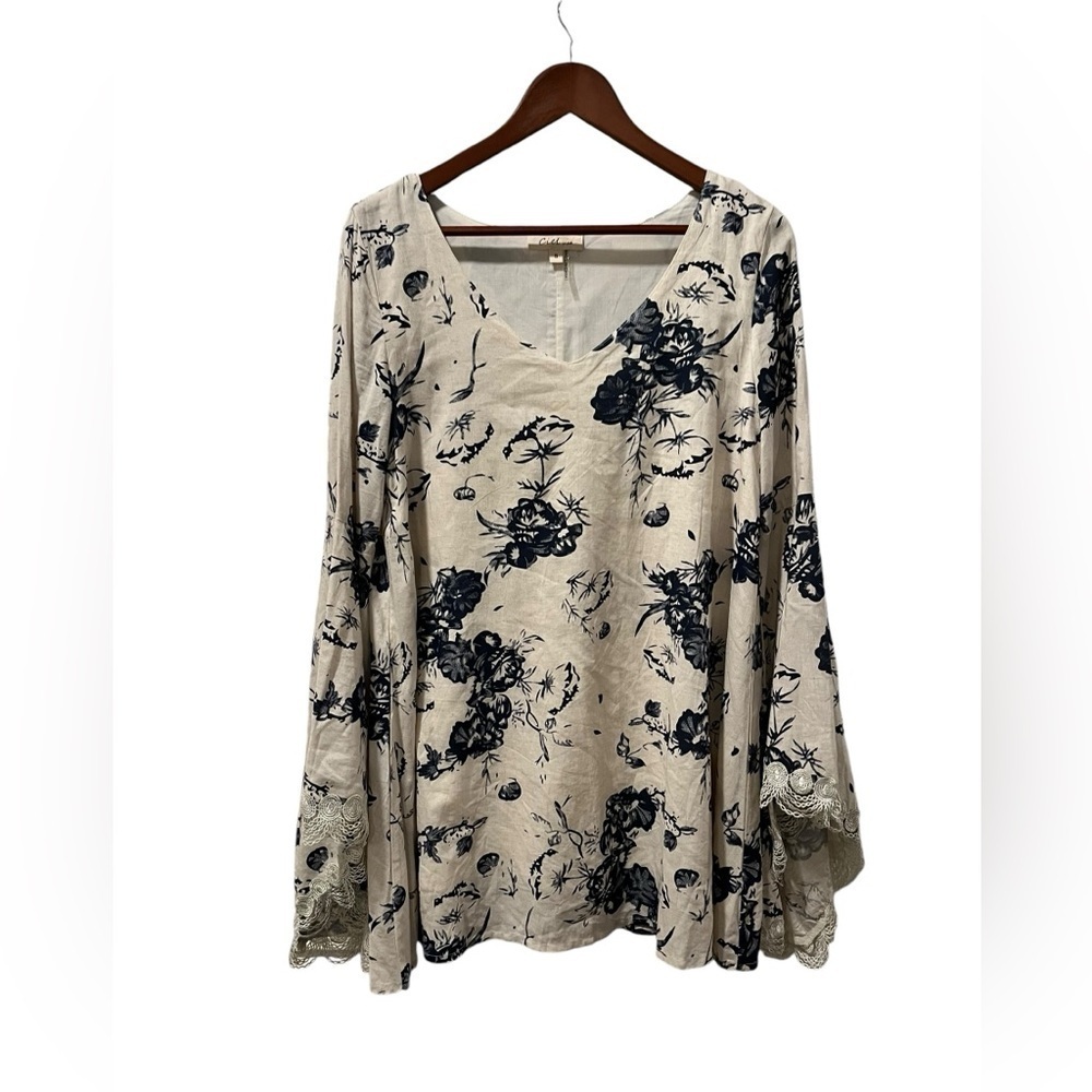 Cielo Women’s floral tunic top size S‎